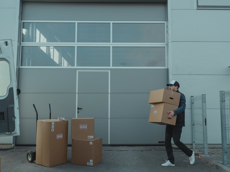 Payne Free Moving movers at work in Washington